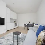 Design In The Centre Of Grzybowska 37 By Renters