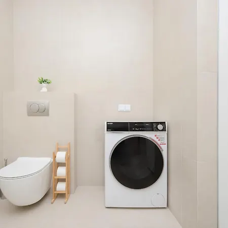 Design Grzybowska 37 In The Centre Of By Renters *