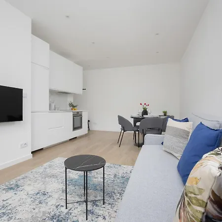 Design Grzybowska 37 In The Centre Of By Renters